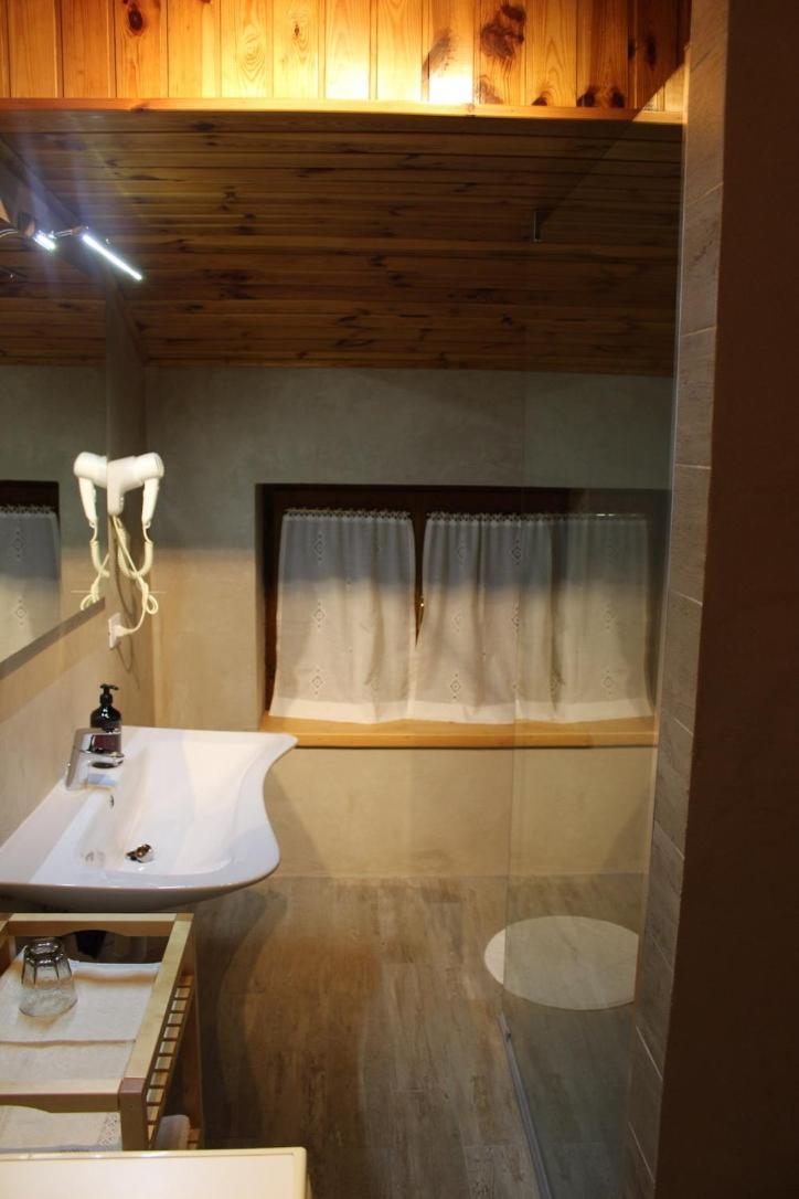 Cesa Dolomiti Apartment ร็อคคา ปิเอโตเร ภายนอก รูปภาพ